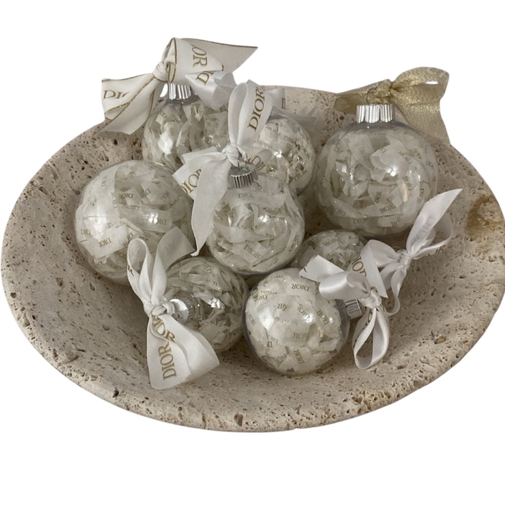 Dior Festive Ornament - Gold and White - Set of 14 - Picture 8 of 10